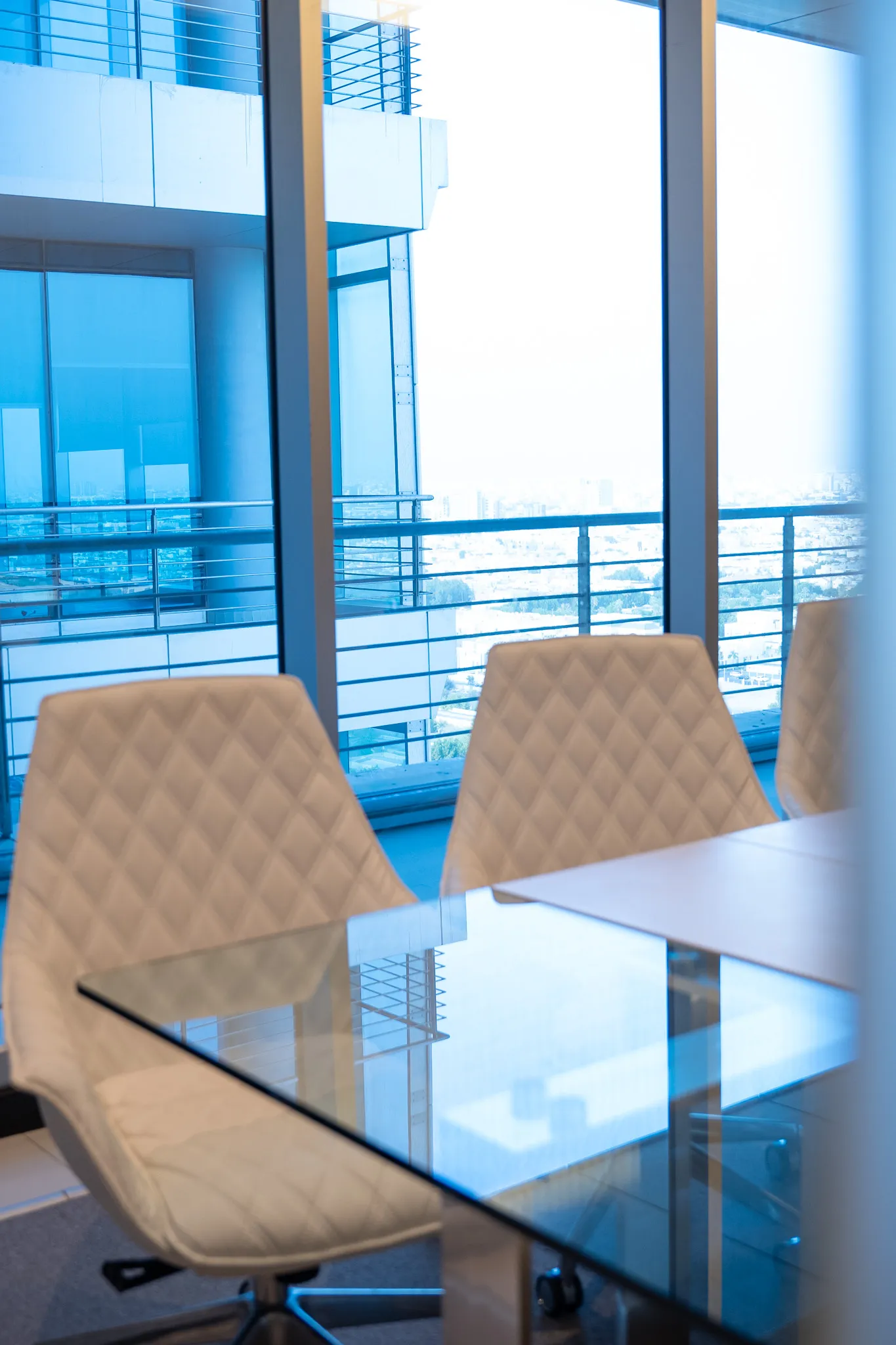 إعداد دراسات الآثار والمواقف القانونية